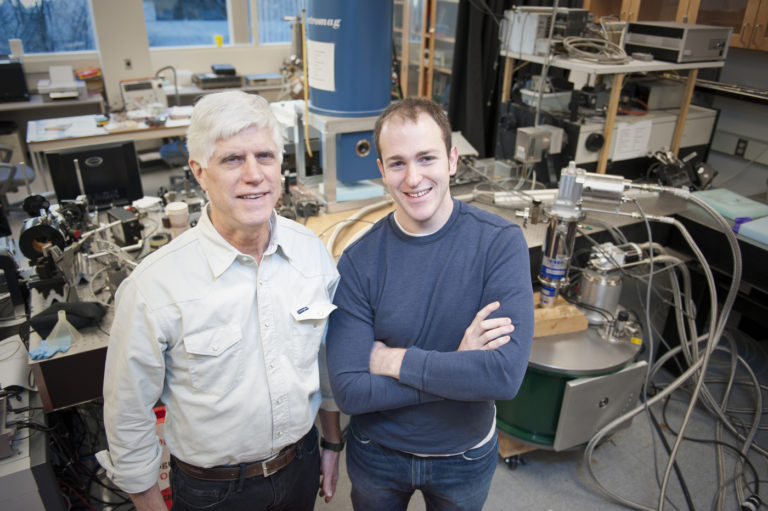 Both Insulator and Conductor, This Material Will Help Revolutionize Quantum Computing
