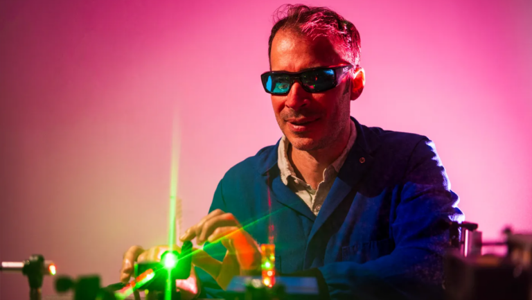 New laser treatment for ovarian cancer gets $2.7 million development grant