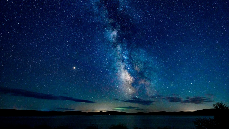 Miss looking up and seeing stars? Light pollution is becoming more and more of a problem, expert says
