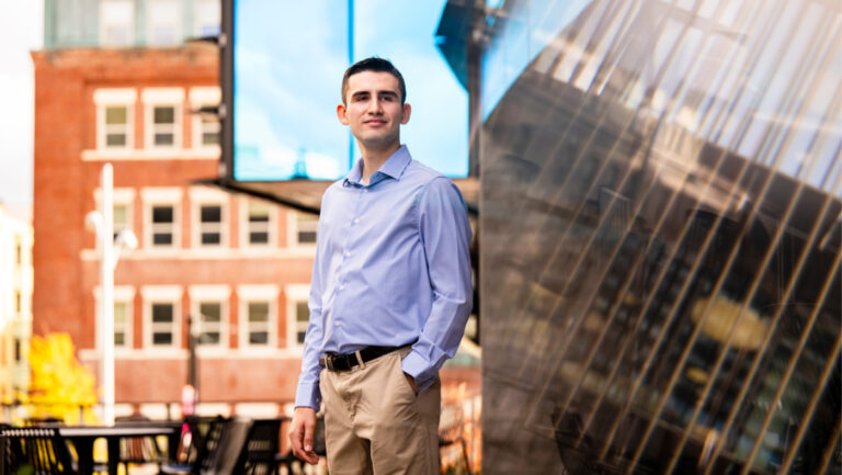 This Northeastern co-op helped develop algorithms for high-performance “brain-inspired” computing hardware