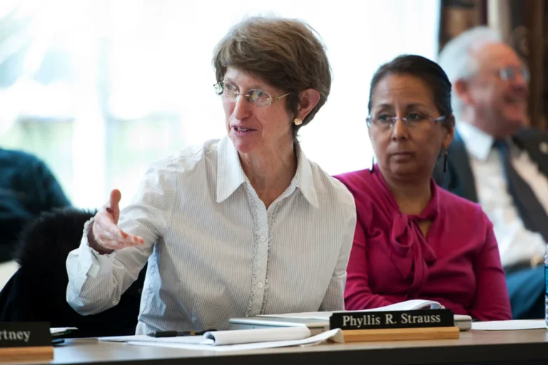 Northeastern colleagues remember Phyllis Strauss, ‘tough, generous’ distinguished biology professor