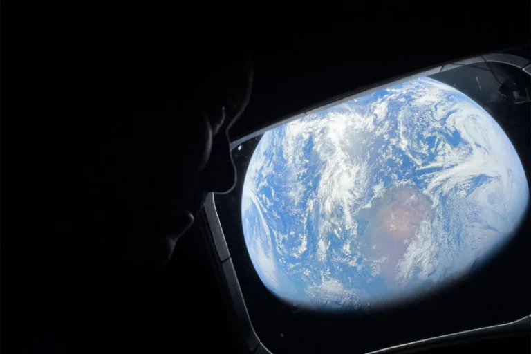 Can Artemis II’s heat shield withstand the force of reentry?